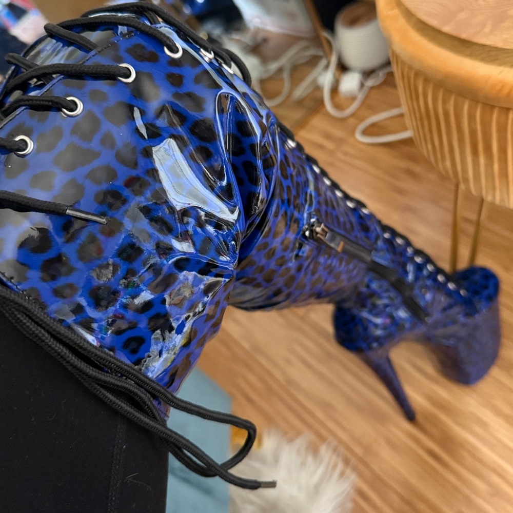 Cobalt blue leopard over the knee pole boots, size 6 - Picture 12 of 12